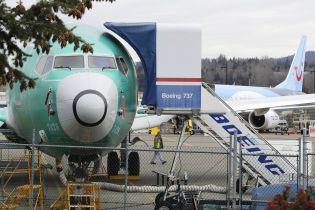 "Безопасность в приоритете". Boeing рекомендует приостановить полеты всего авиапарка самолетов модели 737 Max