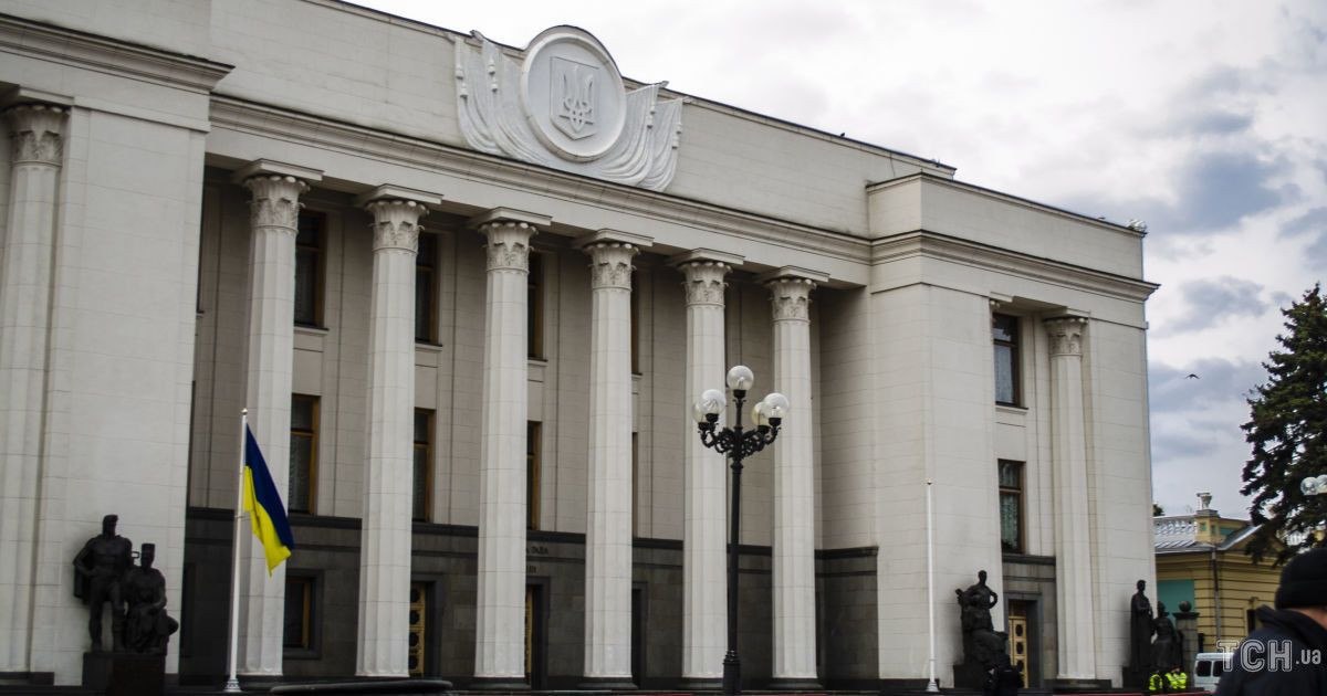 НАПК собрало доказательства незаконных действий в собственных интересах двух депутатов