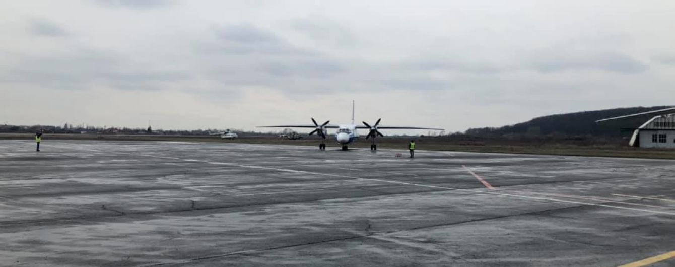 Аеропорт Ужгорода прийняв перший рейс після років простою