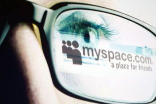 Соцмережа MySpace повідомила про можливу втрату усієї музики, завантаженої протягом 12 років