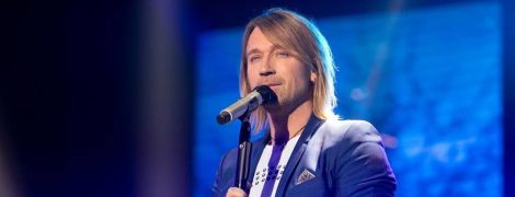 Матюкалася і лізла на сцену: п'яна жінка намагалася зірвати концерт Олега Винника