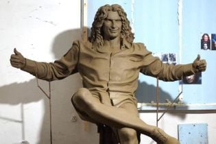 Під Києвом може з'явитися пам'ятник Кузьмі вартістю у 30 тисяч доларів