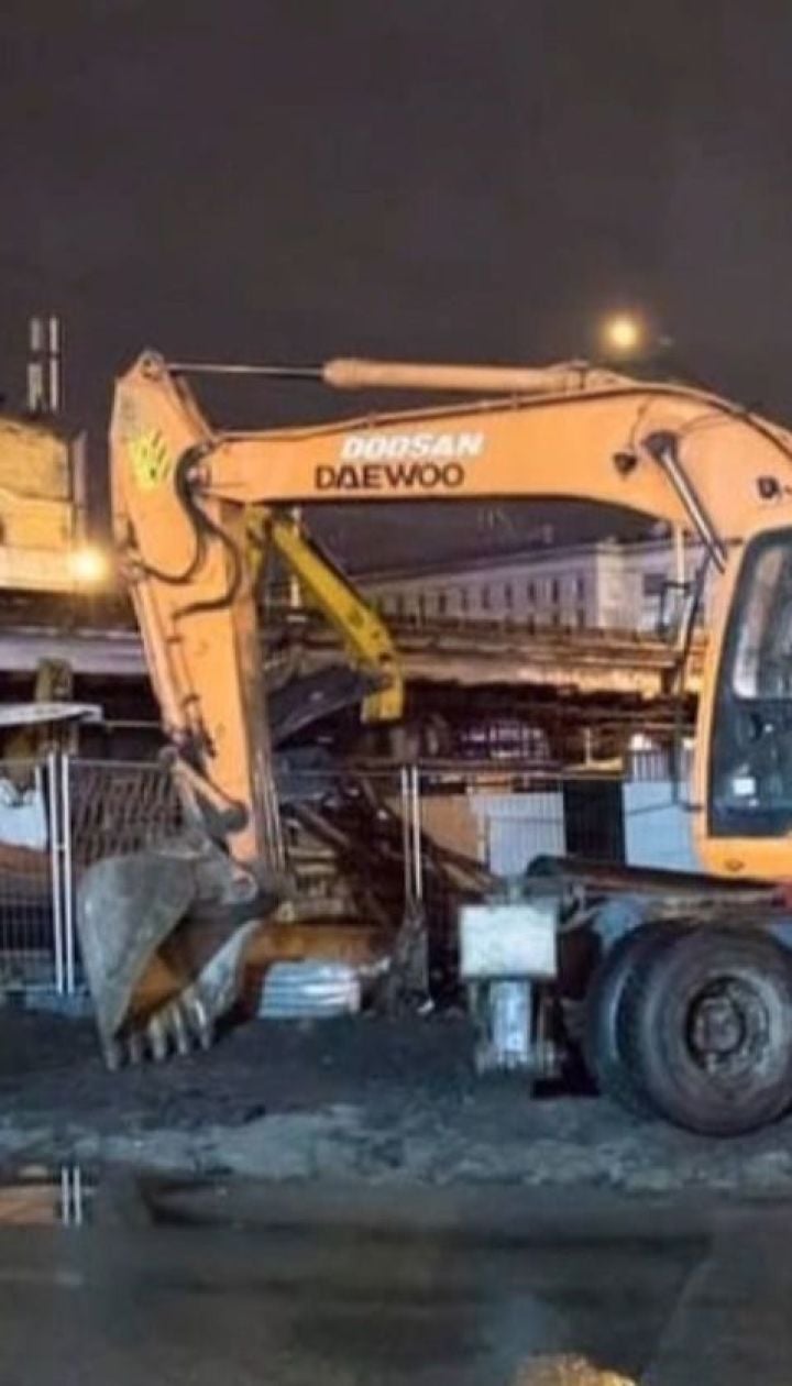 Понад 2 тисячі підписників стежать за самопочуттям Шулявського мосту в Instagram