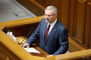 Парубій вимкнув Вілкулу мікрофон через російську мову