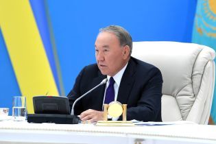 Отставка Назарбаева: какой сценарий он разыгрывает и существует ли угроза революции в Казахстане