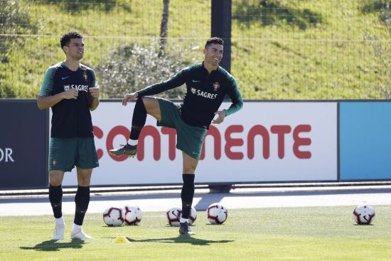 Роналду приєднався до збірної Португалії і готується до матчу з Україною