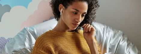 Apple анонсував покращені навушники AirPods: що в них нового
