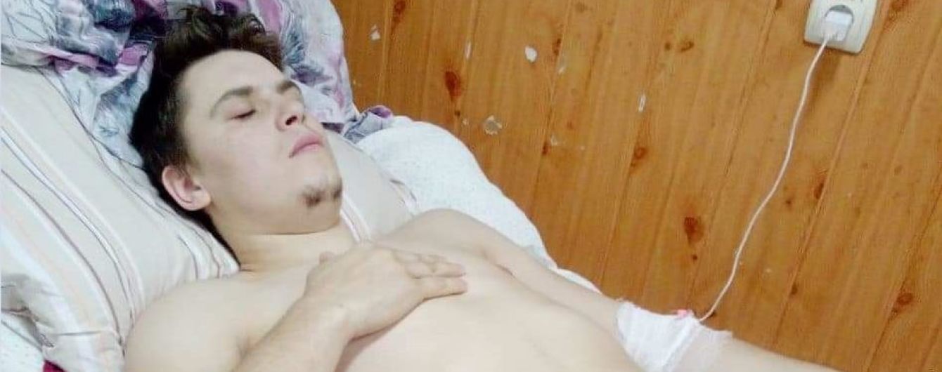 Из-за несчастного случая Володя вынужден просить о помощи
