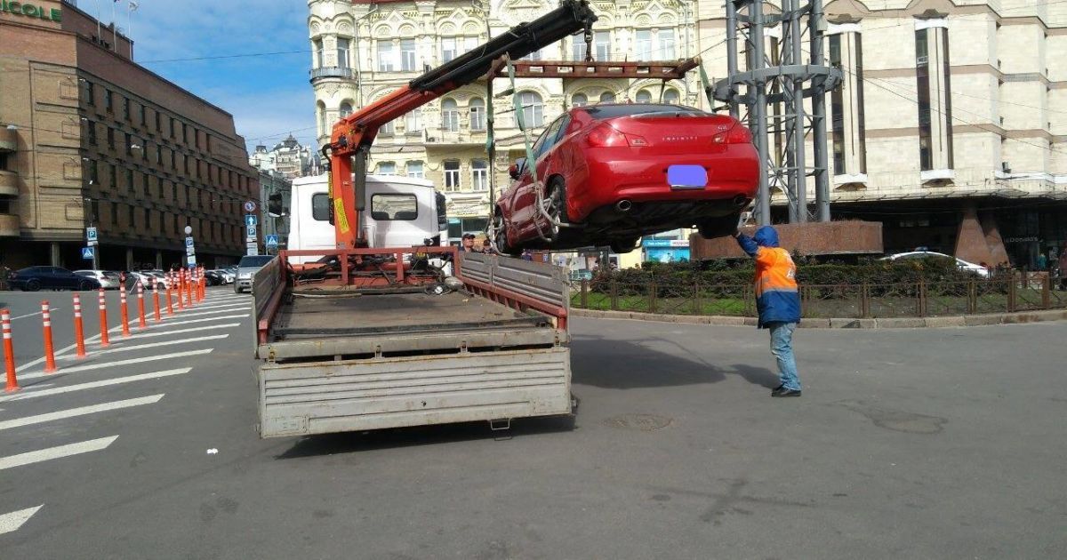 У Києві почали повноцінно працювати інспектори з паркування
