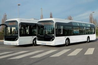 Французский производитель электобусов получил с Украины кузов 18-метровой машины