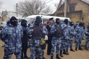 Побитий беркутівцем житель Севастополя втік із Криму разом із родиною та облаштовується в Києві