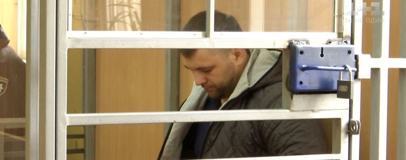 Екс-боєць "Торнадо", який застрелив двох поліцейських, досі відмовляється свідчити в суді
