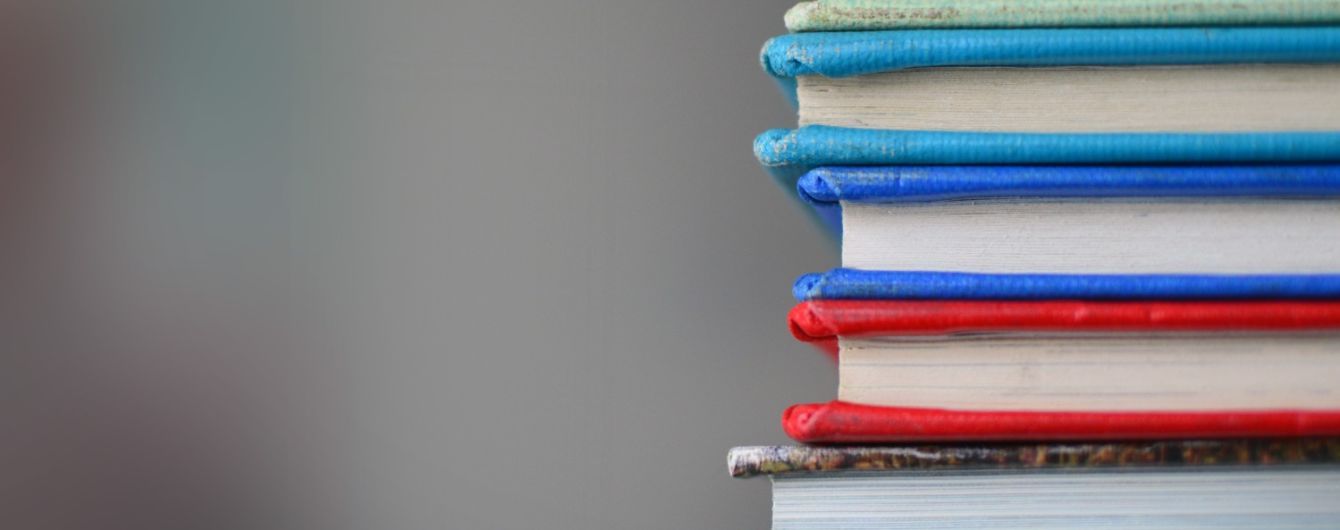 Держкомтелерадіо заборонив ввозити книжки найбільших російських видавництв