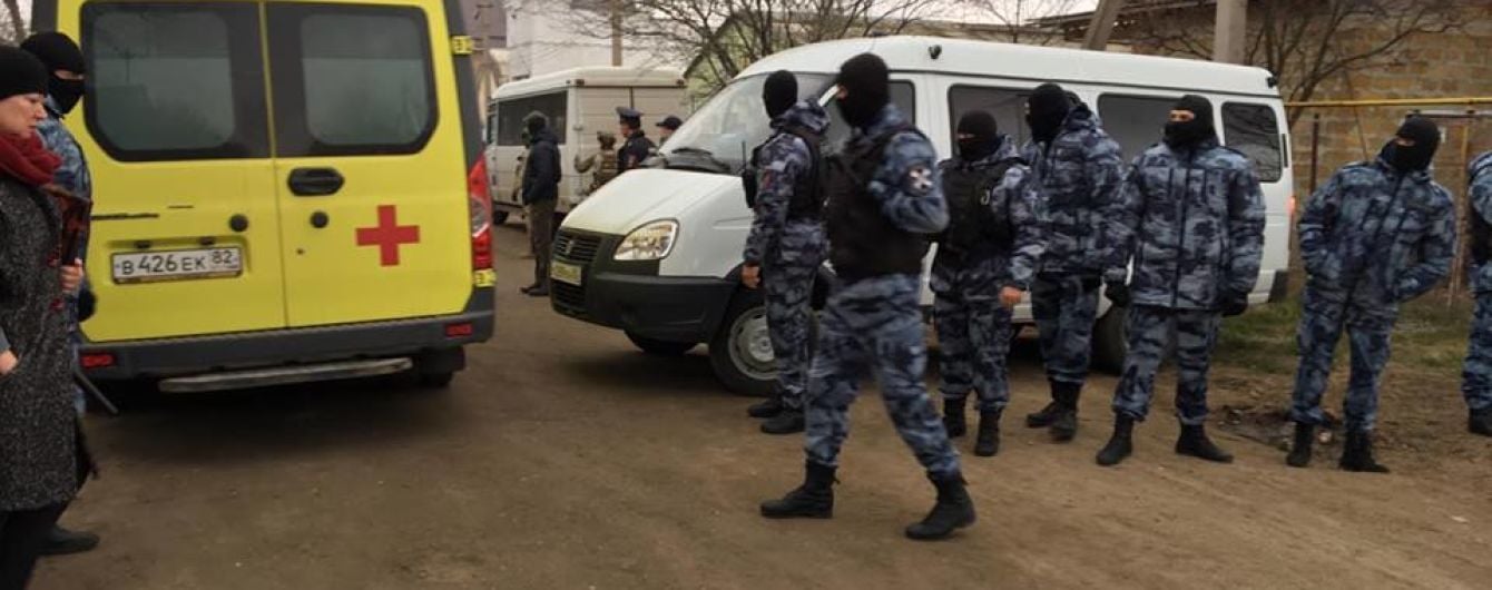 В России продлили арест всем 24 крымским татарам, задержанным по делу "Хизб ут-Тахрир"