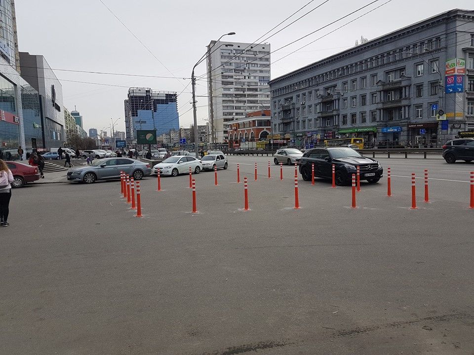 Делініатори, проспект Перемоги, Київ_5