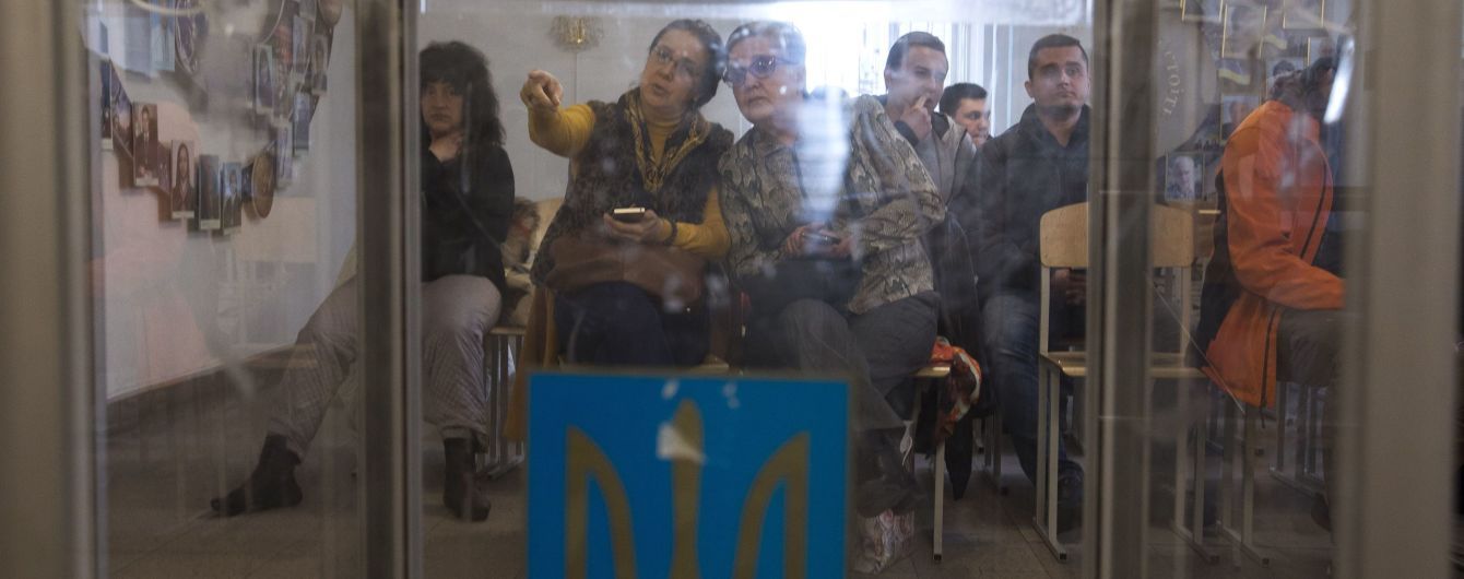 На Харківщині дві дільниці відкрилися із затримкою