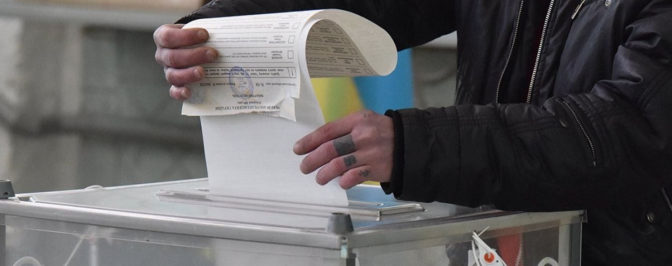 ЦИК приняла все 199 протоколов с "мокрыми" печатями