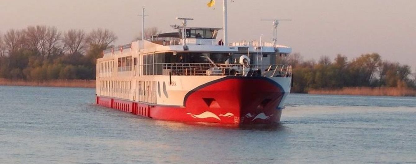 Морской порт "Усть-Дунайск" открыл круизный сезон