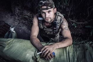 Неподалеку от Авдеевки боец “Правого сектора” погиб в ДТП