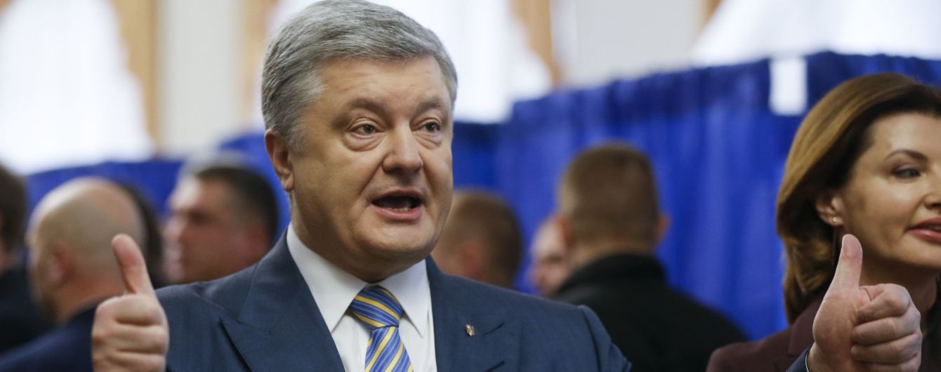 Порошенко назначил Зеленскому встречу возле медпункта на НСК для сдачи анализов