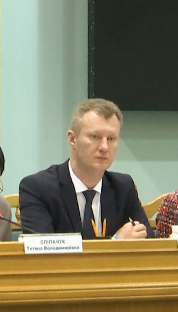 ЦИК напомнила кандидатам, их горячая дискуссия вокруг дебатов может быть расценена как незаконная агитация