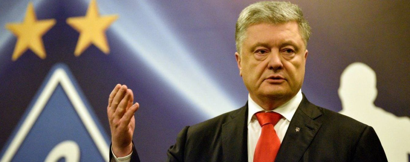Строгий контроль и 40 минут ожидания. Как Порошенко второй раз сдавал анализы на НСК "Олимпийский"