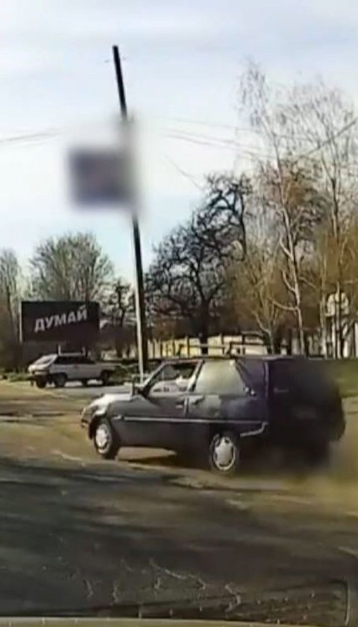 В Никополе разыскивают "Таврию", которая на большой скорости чуть не сбила пешеходов