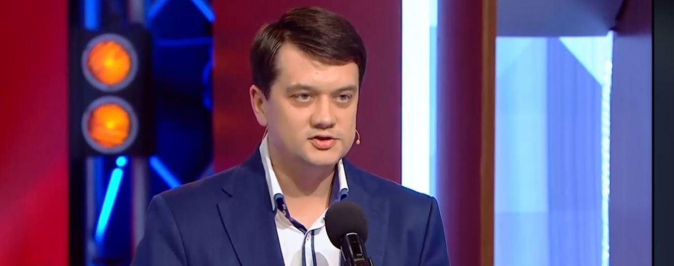 "Это за пределами морали". У Зеленского прокомментировали скандальный ролик с грузовиком
