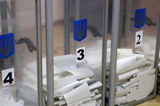 На Черниговщине вызвали на допрос нардепа, в приемной которого, вероятно, происходил подкуп избирателей