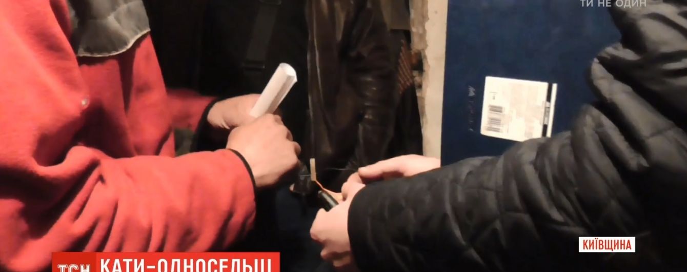 Полиция предполагает, что на Киевщине селяне били молотком и пытали током соседа не из-за велосипеда