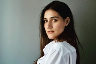 Ася из сериала "Школа" выходит замуж