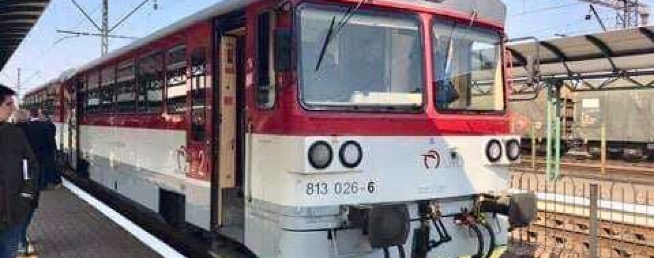 Омелян пообіцяв до кінця року запустити потяг з України до Праги