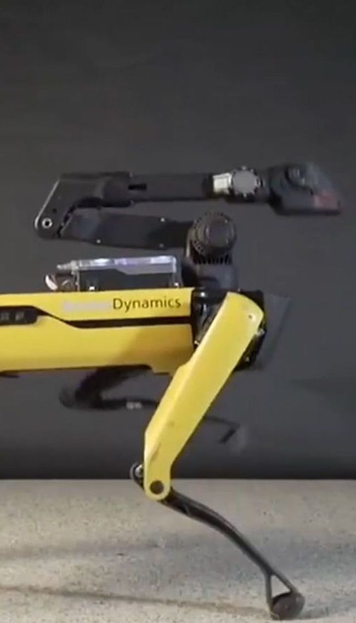 Інженери "Boston Dynamics" навчили свого робота танцювати