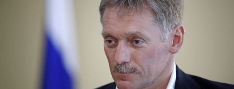 "Цікаве видовище". У Кремлі збираються дивитися дебати Зеленського і Порошенка на стадіоні