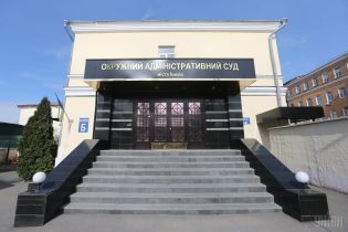 Суд вернул должности двум люстритованным прокурорам времен Януковича