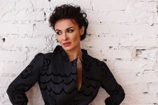 Витончена Надія Мейхер на пуантах приголомшила неймовірною розтяжкою