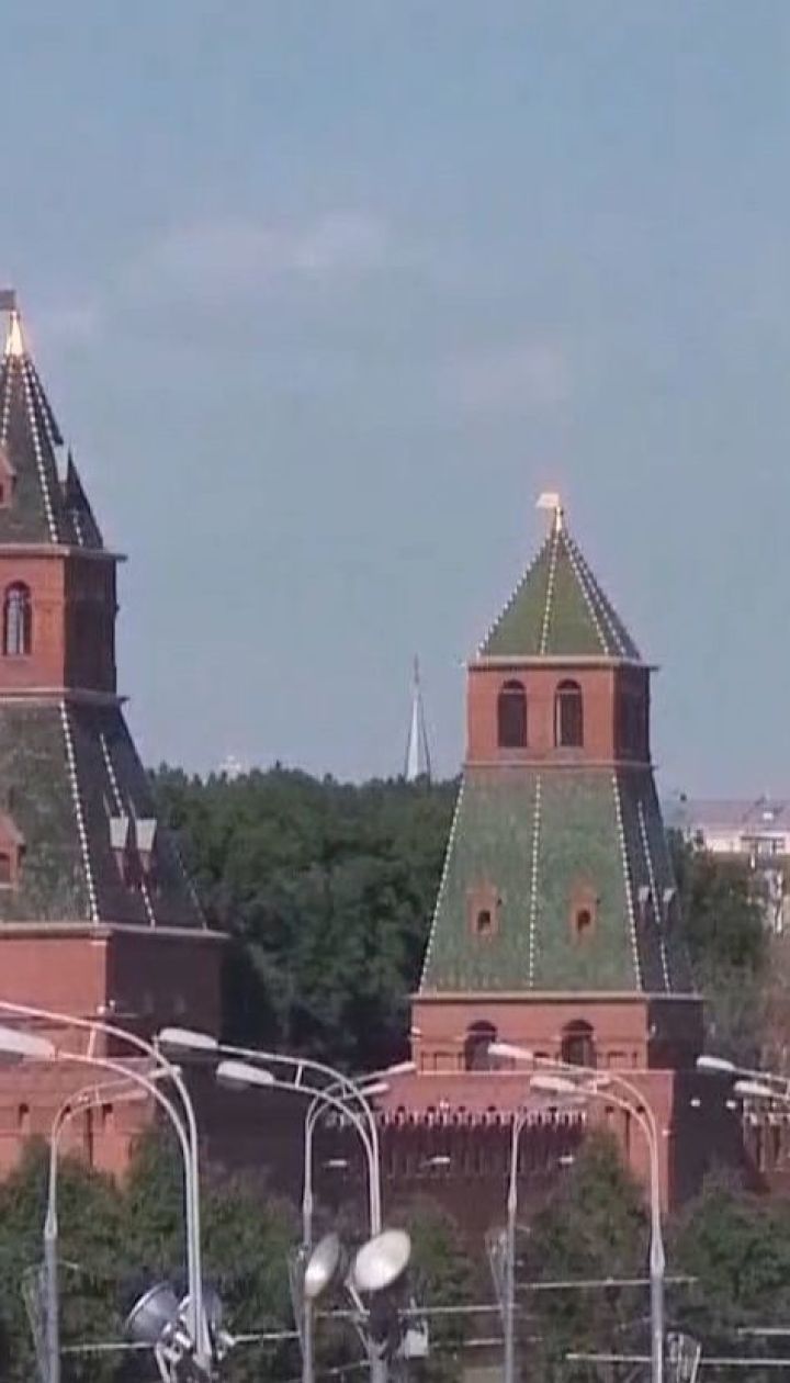 Спідниці, папір та труби: Росія розширила перелік заборонених для ввезення українських товарів