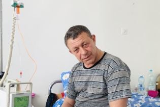 Семья Анатолия просит помощи в лечение мужчины