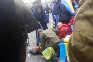 В центре Киева правоохранители оказали помощь мужчине, у которого случился сердечный приступ