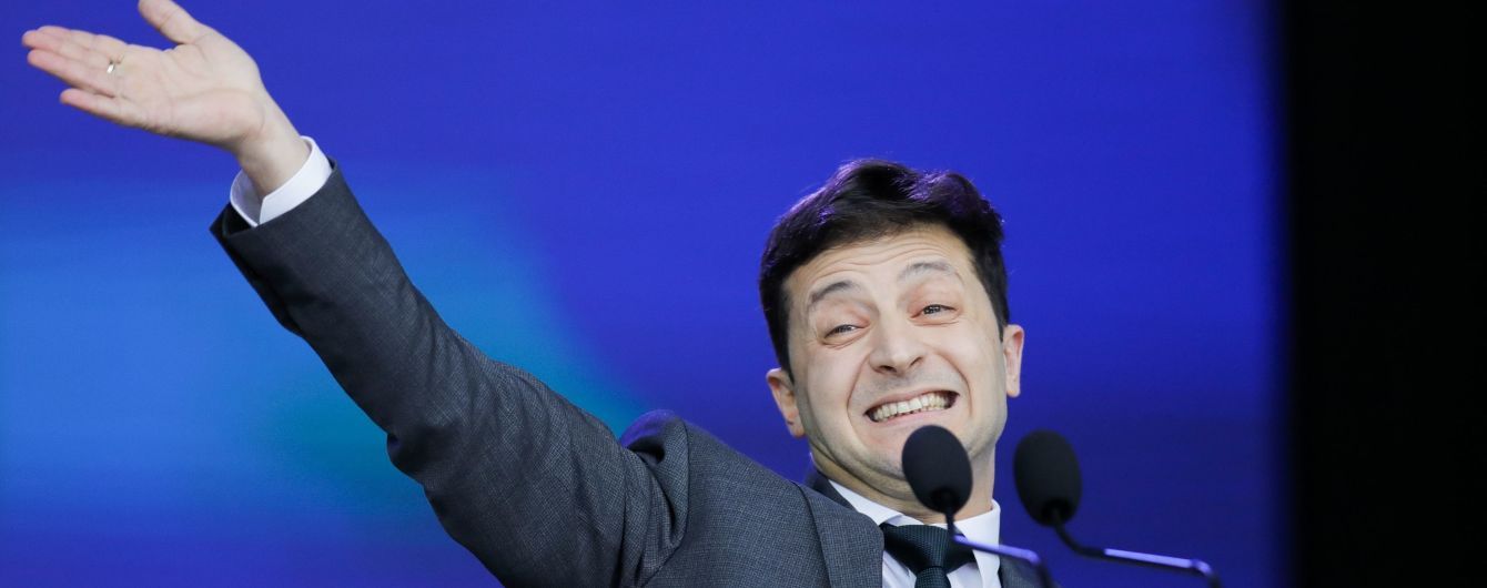 "Какая нафиг реформа?" и обещание закона об импичменте. Каким было последнее слово Зеленского в дебатах на стадионе