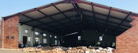 В ЮАР во время богослужения обвалился христианский храм, погибли люди