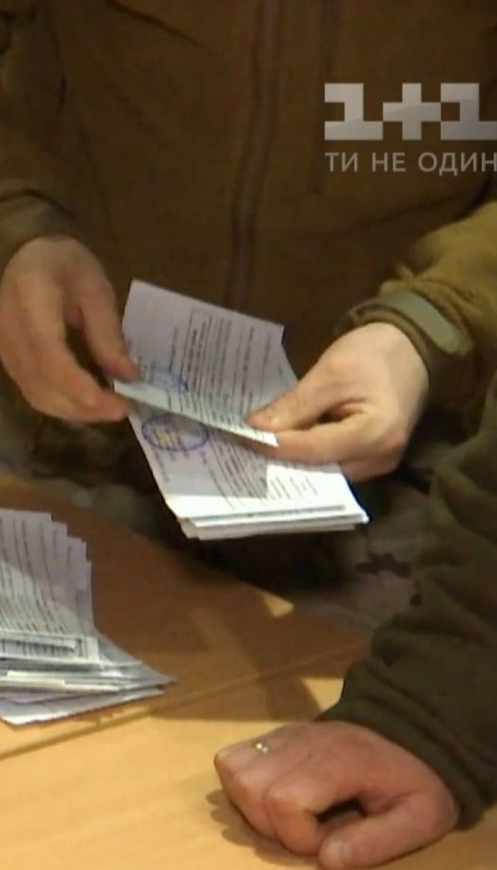 Щойно фронтові дільниці зачинилися на підрахунок бюлетеней, бойовики поновили обстріли