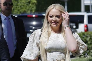 Розповніла Тіффані Трамп у короткій сукні прийшла на великодню службу