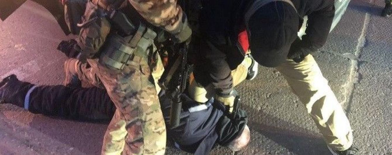 На Одещині в контейнері з фруктами виявили кокаїн на понад мільйон доларів