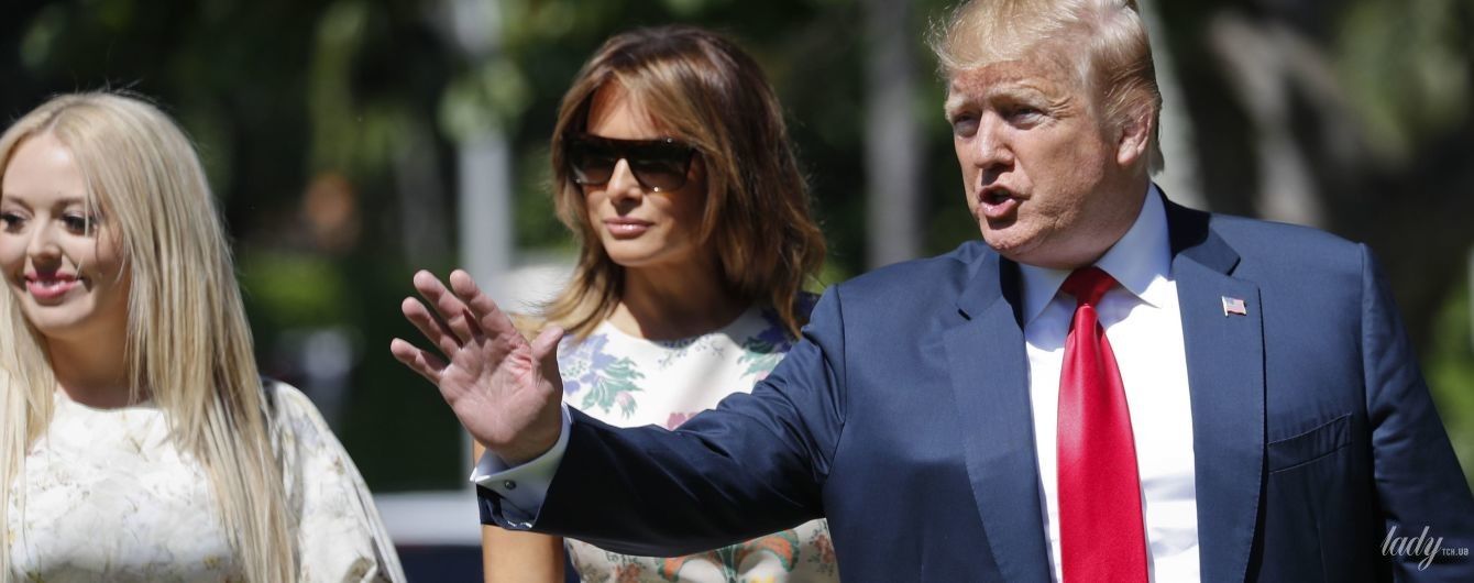У квітковій сукні і лавандових туфлях: красива Меланія Трамп на великодній службі