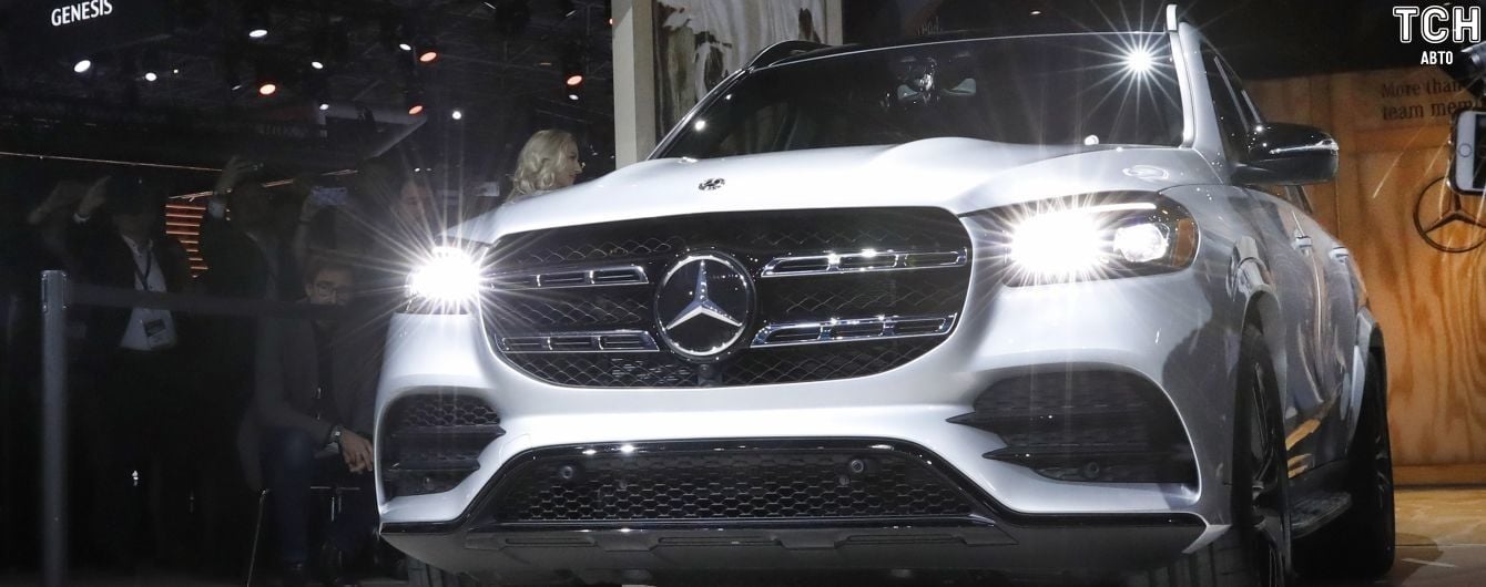 Mercedes-AMG представив флагманський гібридний кросовер GLS