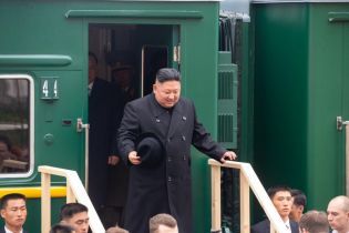 Кім Чен Ин прибув до Владивостока