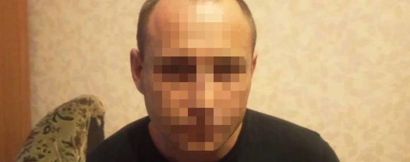 Подозреваемый в убийстве в супермаркете хранил одежду, в которой совершил преступление