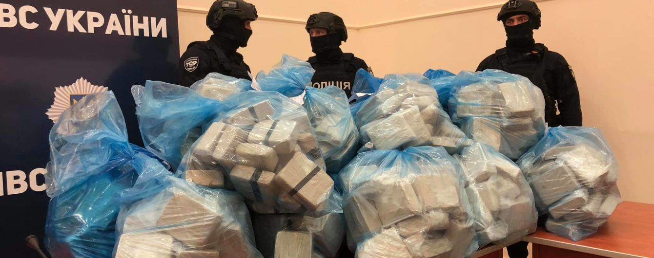 Столичные правоохранители за последний месяц конфисковали рекордное количество наркотиков: почти тонну