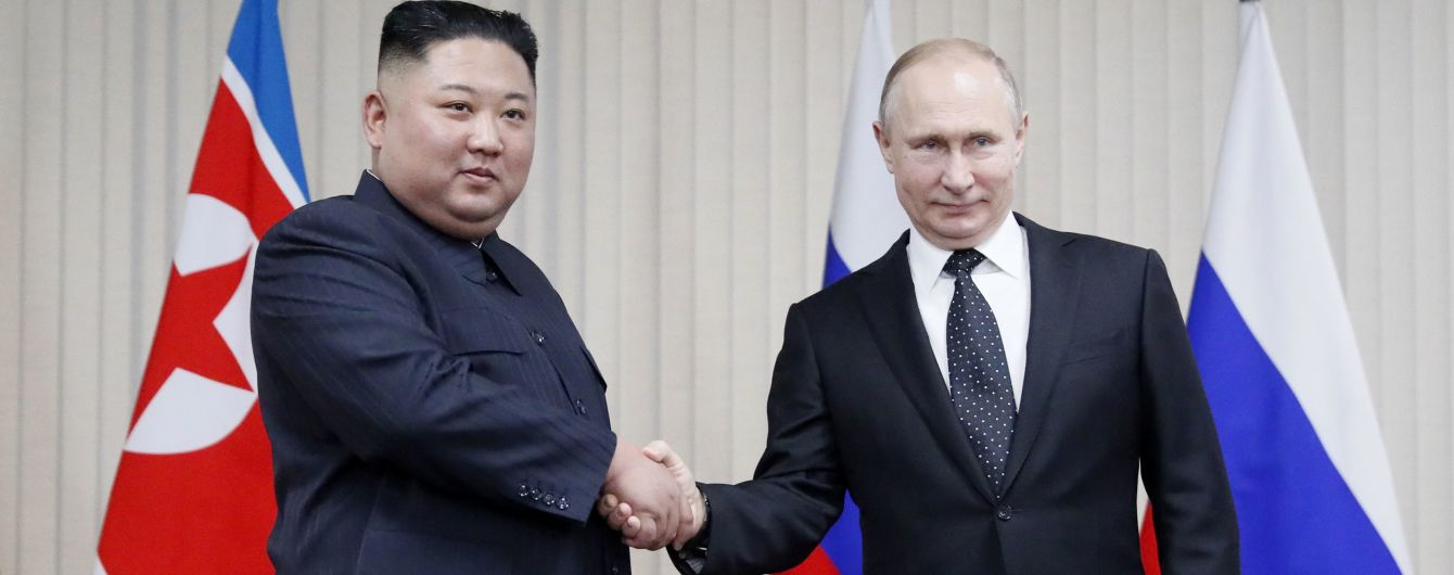 Во Владивостоке состоялись переговоры Путина и Ким Чен Ына
